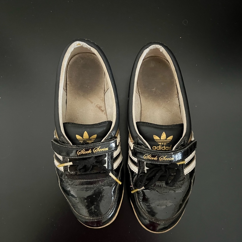 Adidas originals sleek series sneakers, US 5.5